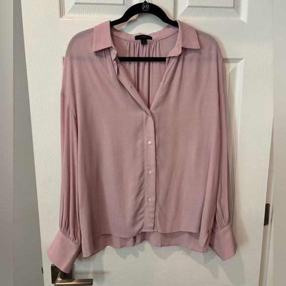 J. Crew Long Sleeve Button Down Shirt with Dress Shirt Collar in Icy Orchid M - Picture 13 of 13
